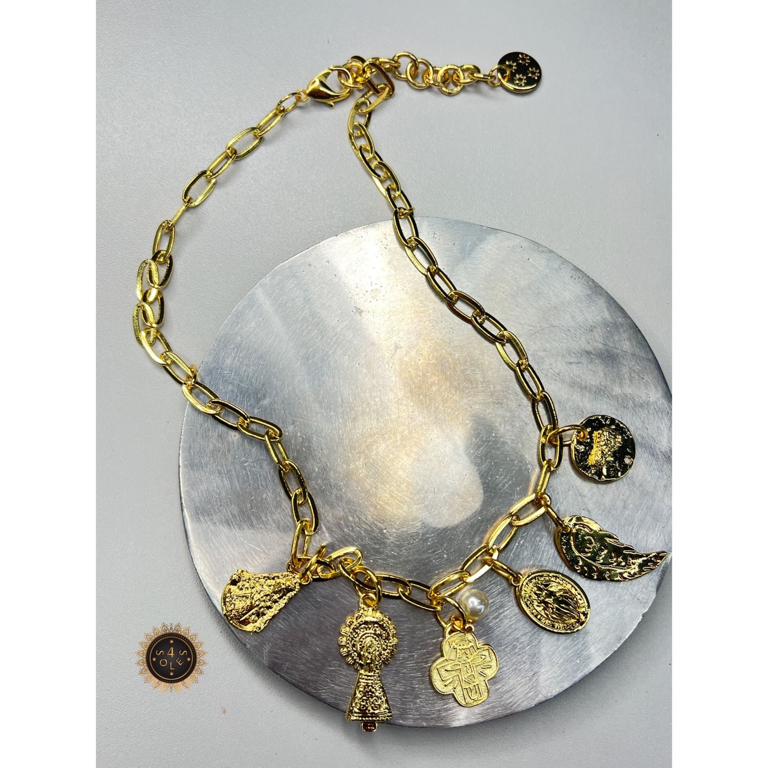 Religious necklace by 4 soles 18”