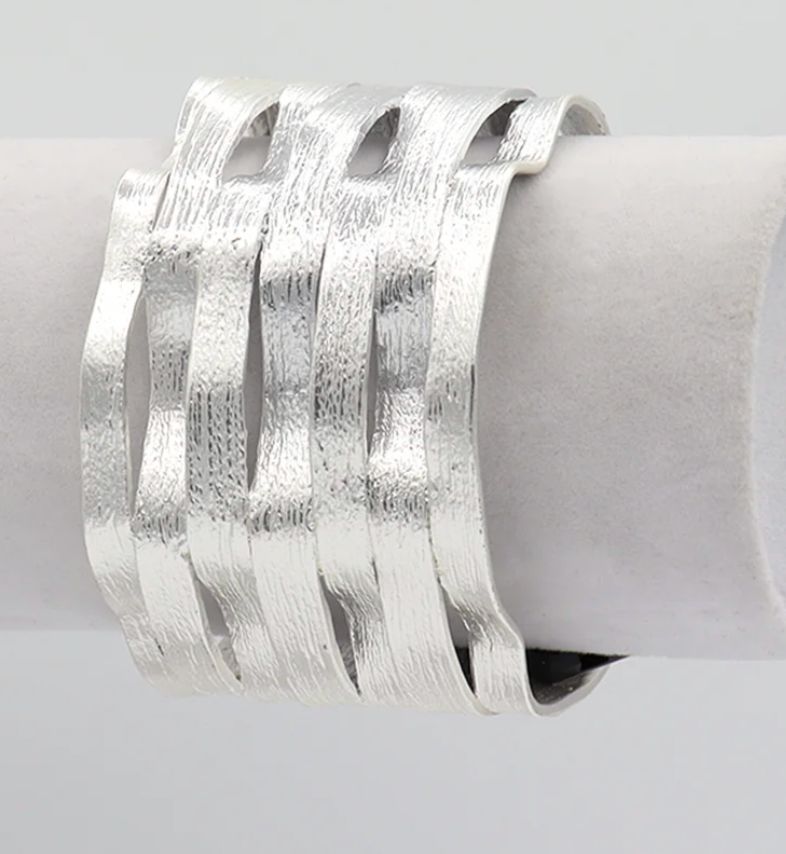  textured statement cuff