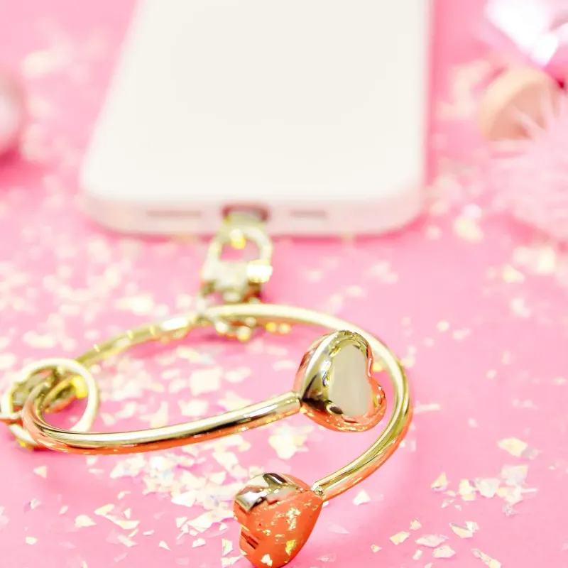 Big O® Phone Bracelet - Silver Heart Phone Wristlet