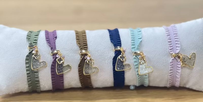 Elastic Heart Bracelets 