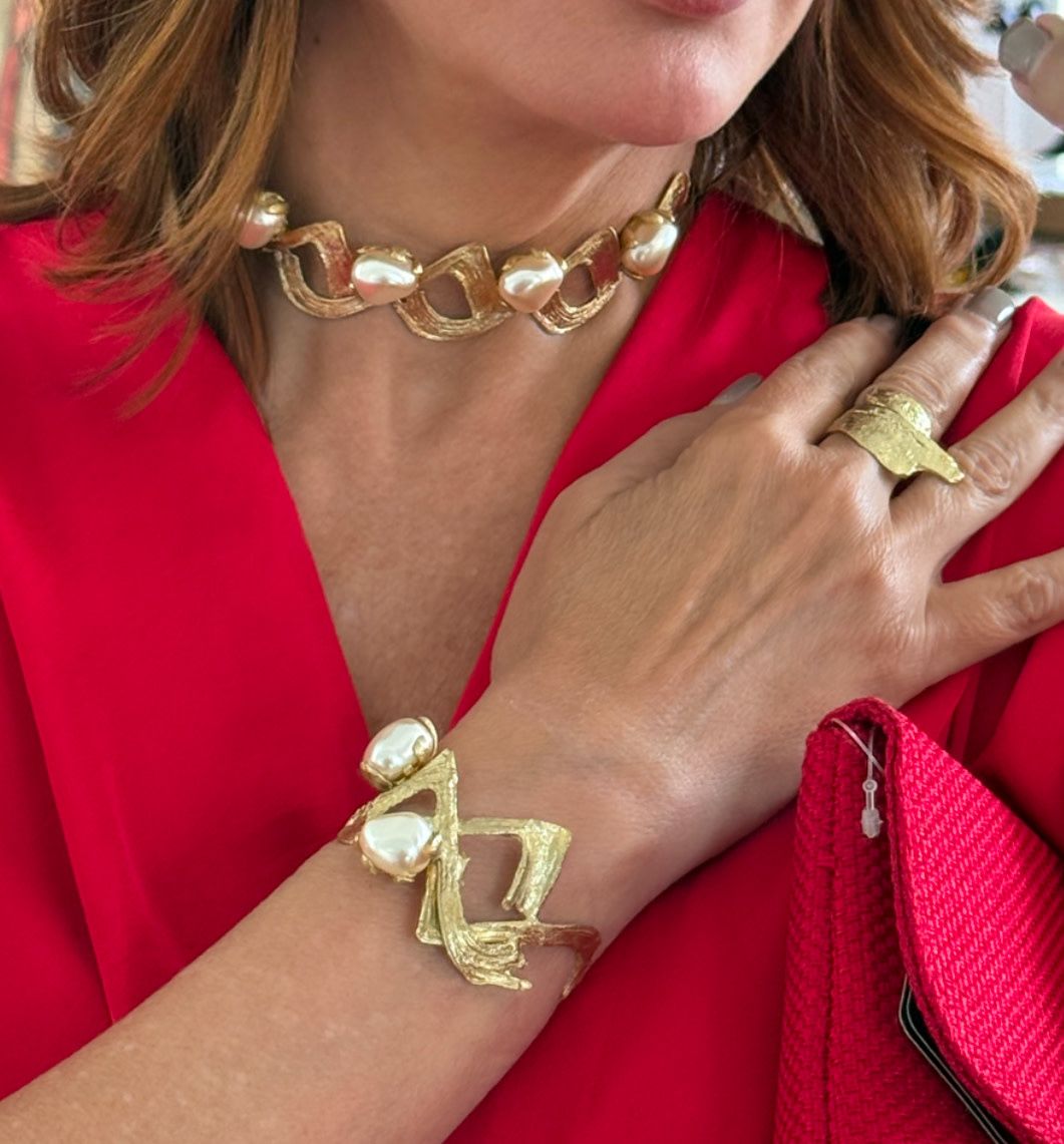 Baroque Pearl and Gold Jewelry (sold separetly)