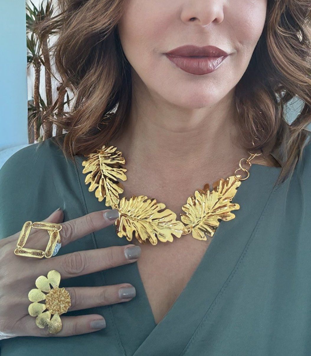 Golden leaves neck &amp; rings(sold separately)