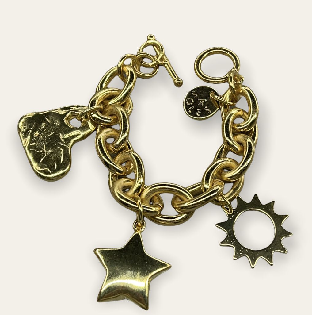 Multi charms by 4 soles 1