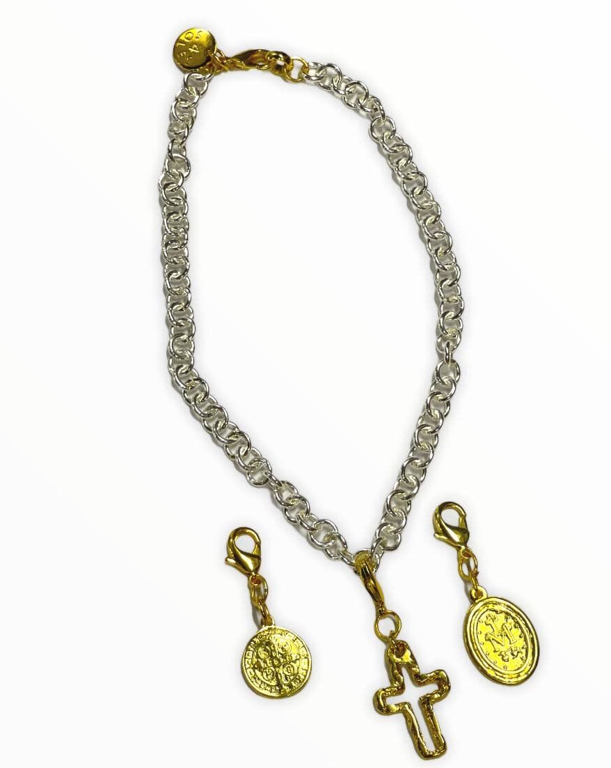 4 Soles Silver Chain with 3 Religious Charm