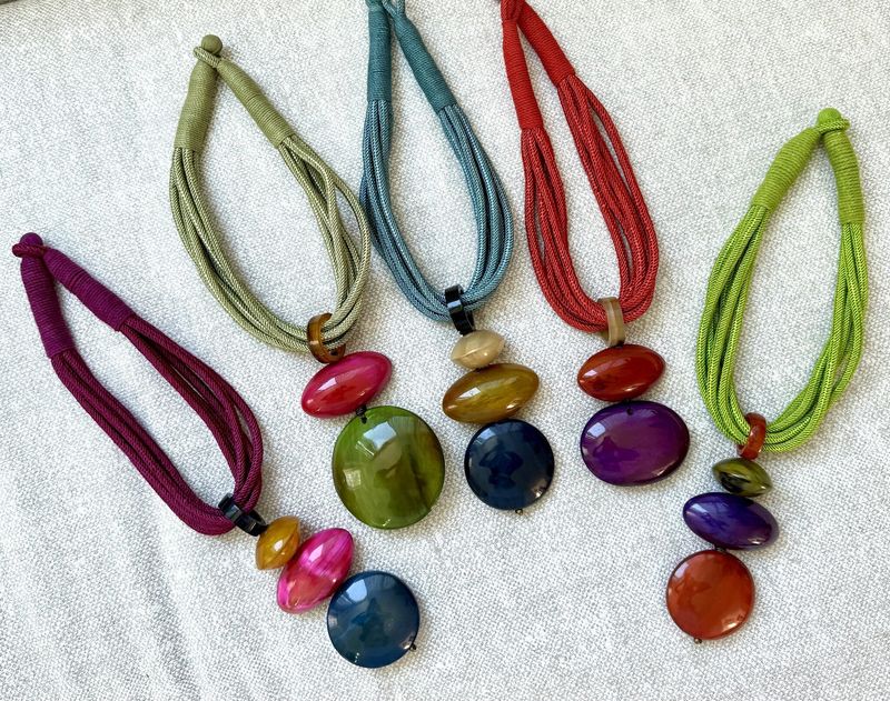 18” natural horn necklaces 