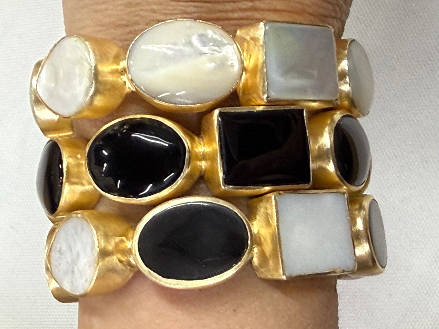 Quartz Bold Bicolor Cuff