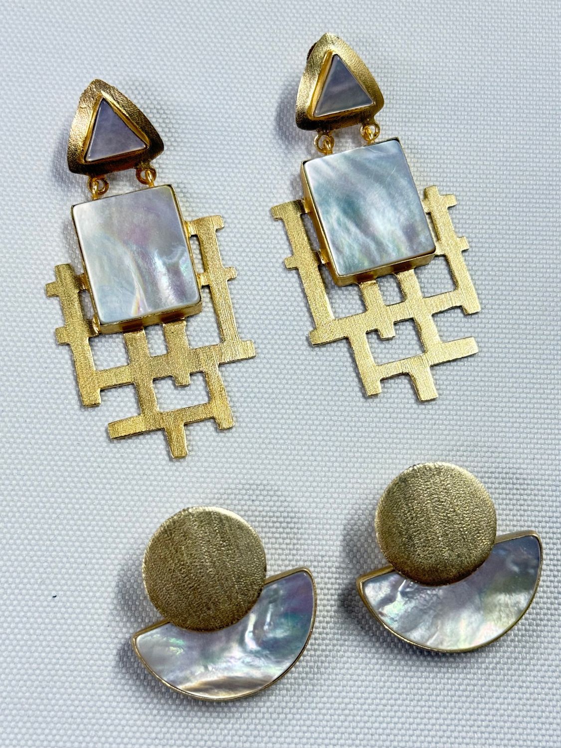 Mother pearl earrings 