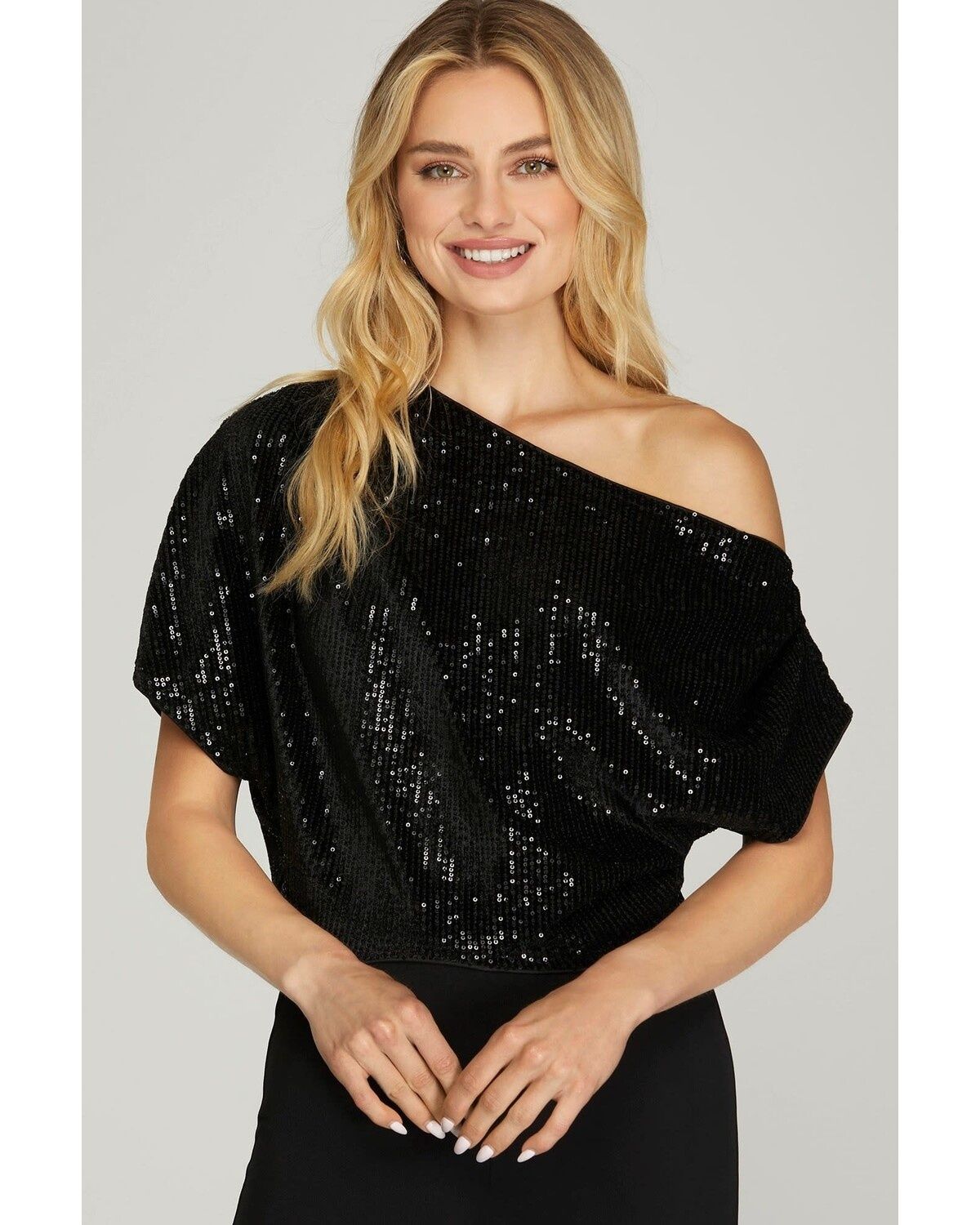 DOLMAN SLEEVE ASYMMETRICAL SEQUIN TOP