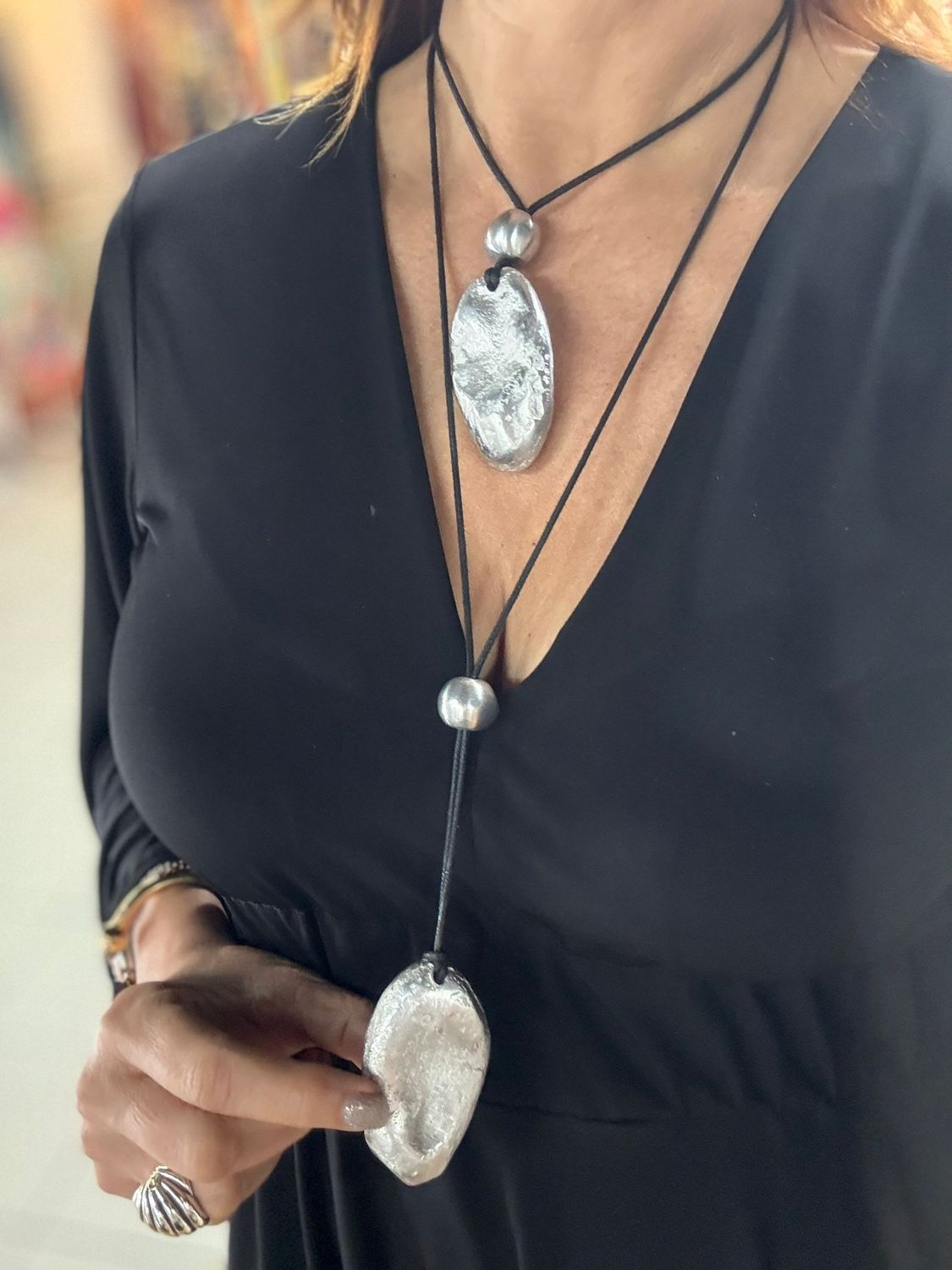 necklace fil noir brut 2 necklace