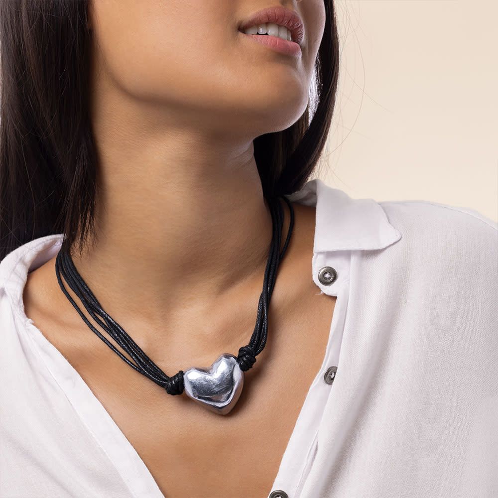 AL02513 COLLIER 5 FIL COEUR