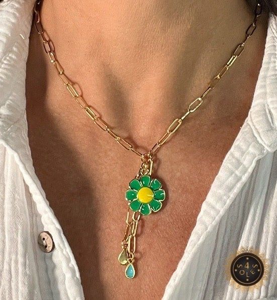 Green flower 4 Soles necklace
