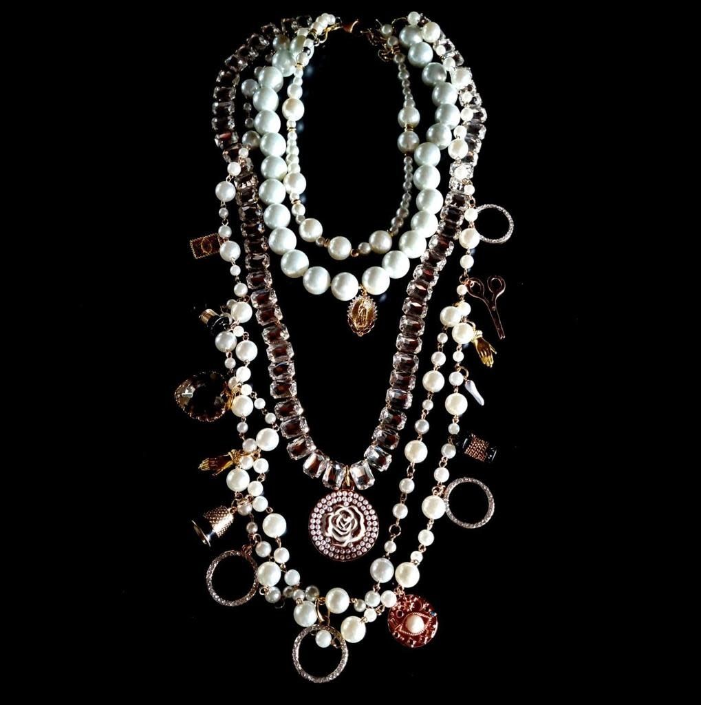 BARROQUE PEARLS NECKLACE