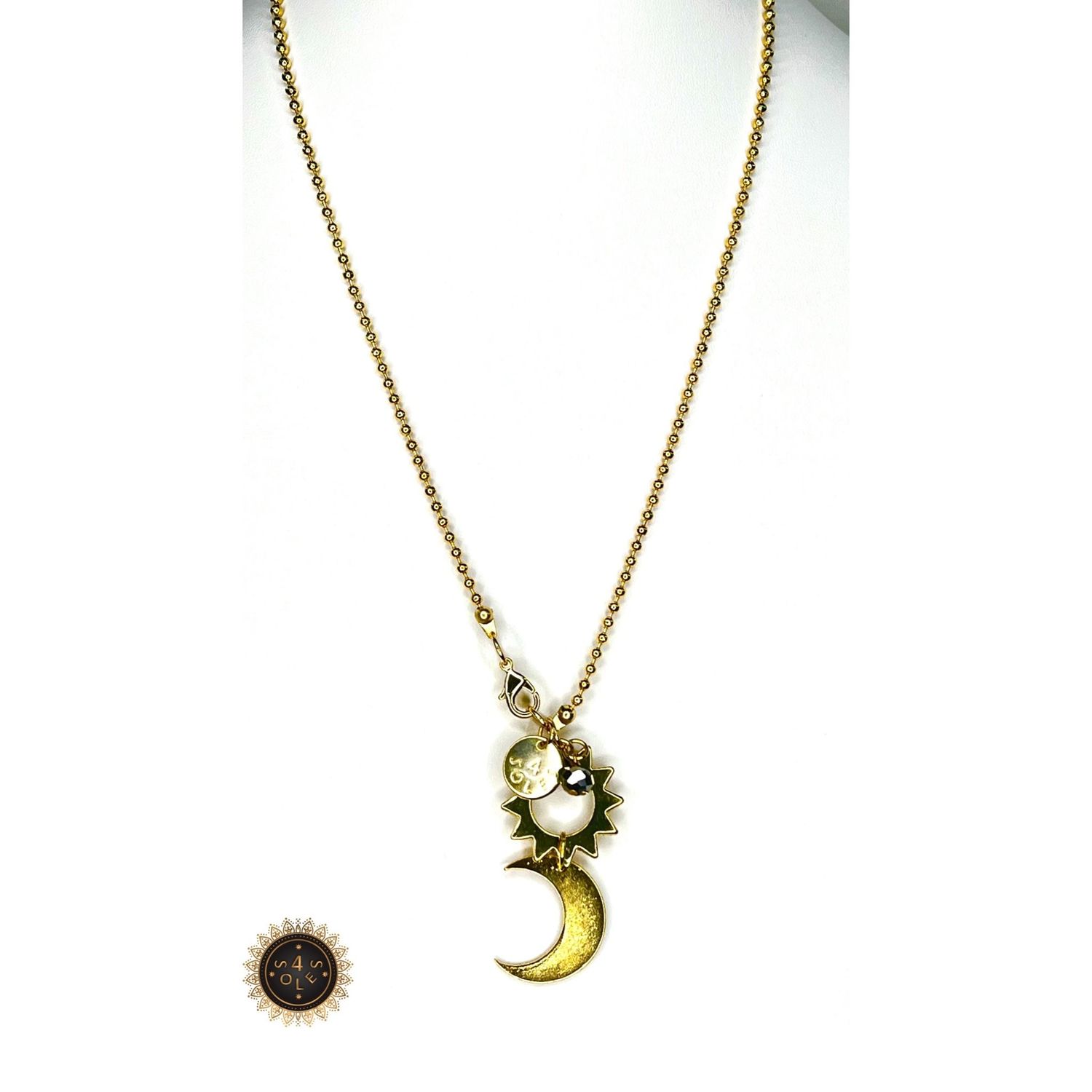 Moon &amp; Star necklace 4 soles  22”