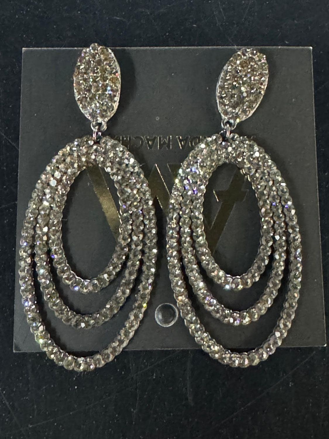 Onix Crystals Earing Amanda Machado