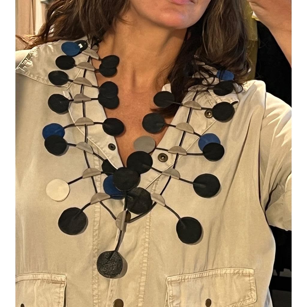 BLUE TONE LEATHER CORD NECKLACE