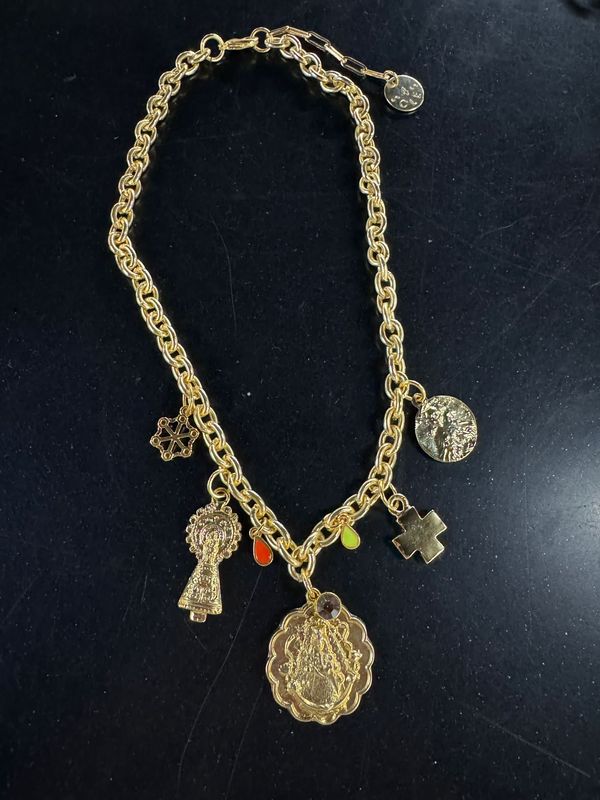 Multi Charme Virgen Necklace 4 soles