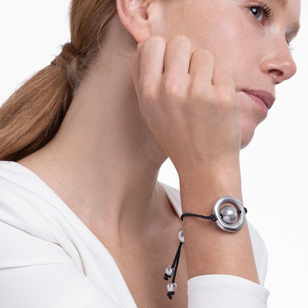 al01166BRECELET FIL NOIR RONDE A BOULE