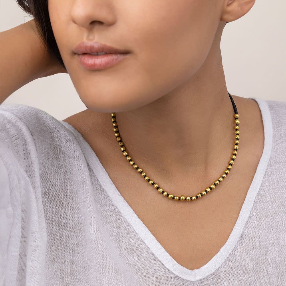 dry1502MACRAME SPHERES NECKLACE