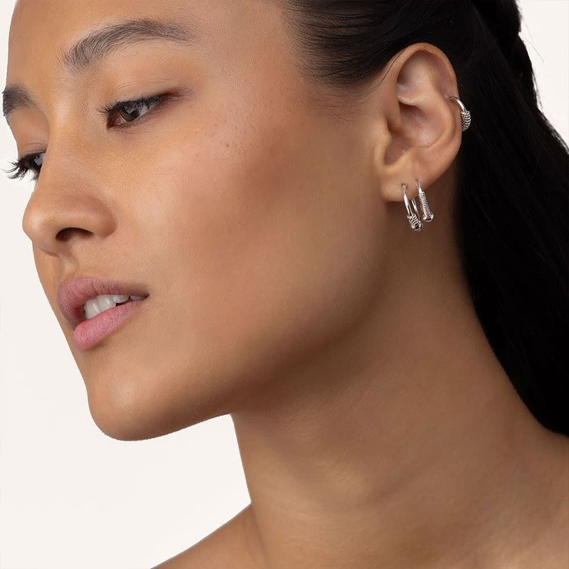 mi3102TRIS EARRINGS LITTLE HOOPS SOUTH AMERICA