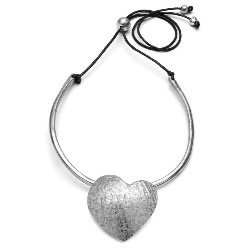 al02236COLLIER RIGIDE PETIT COEUR BRUT