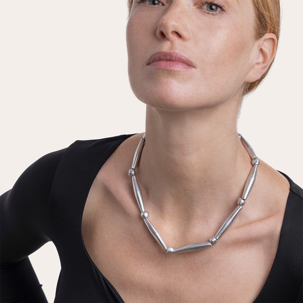 AL02231COLLIER 8 TUBE OVALE