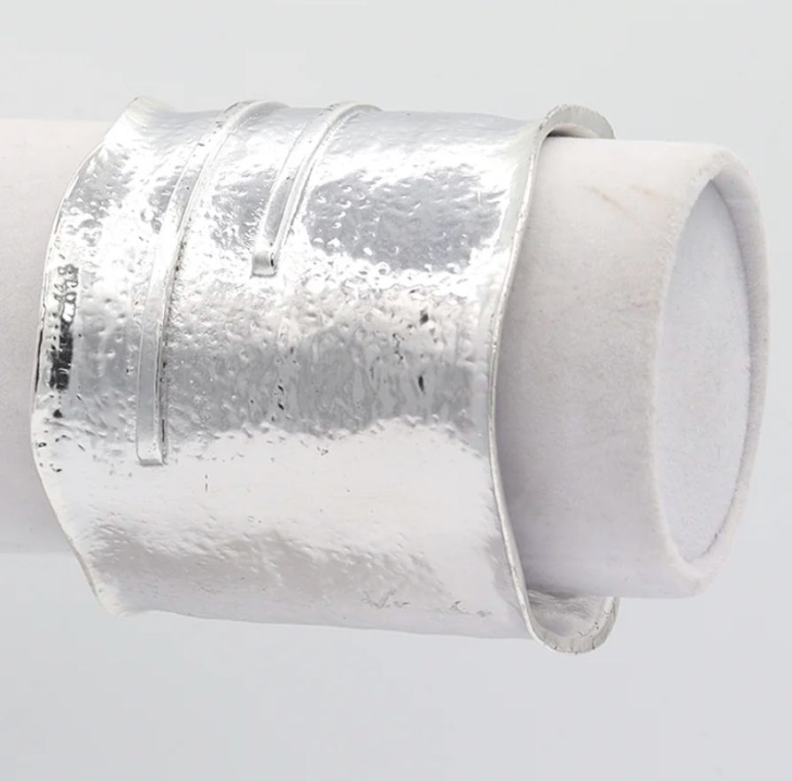 TEXTURED CUFF silver