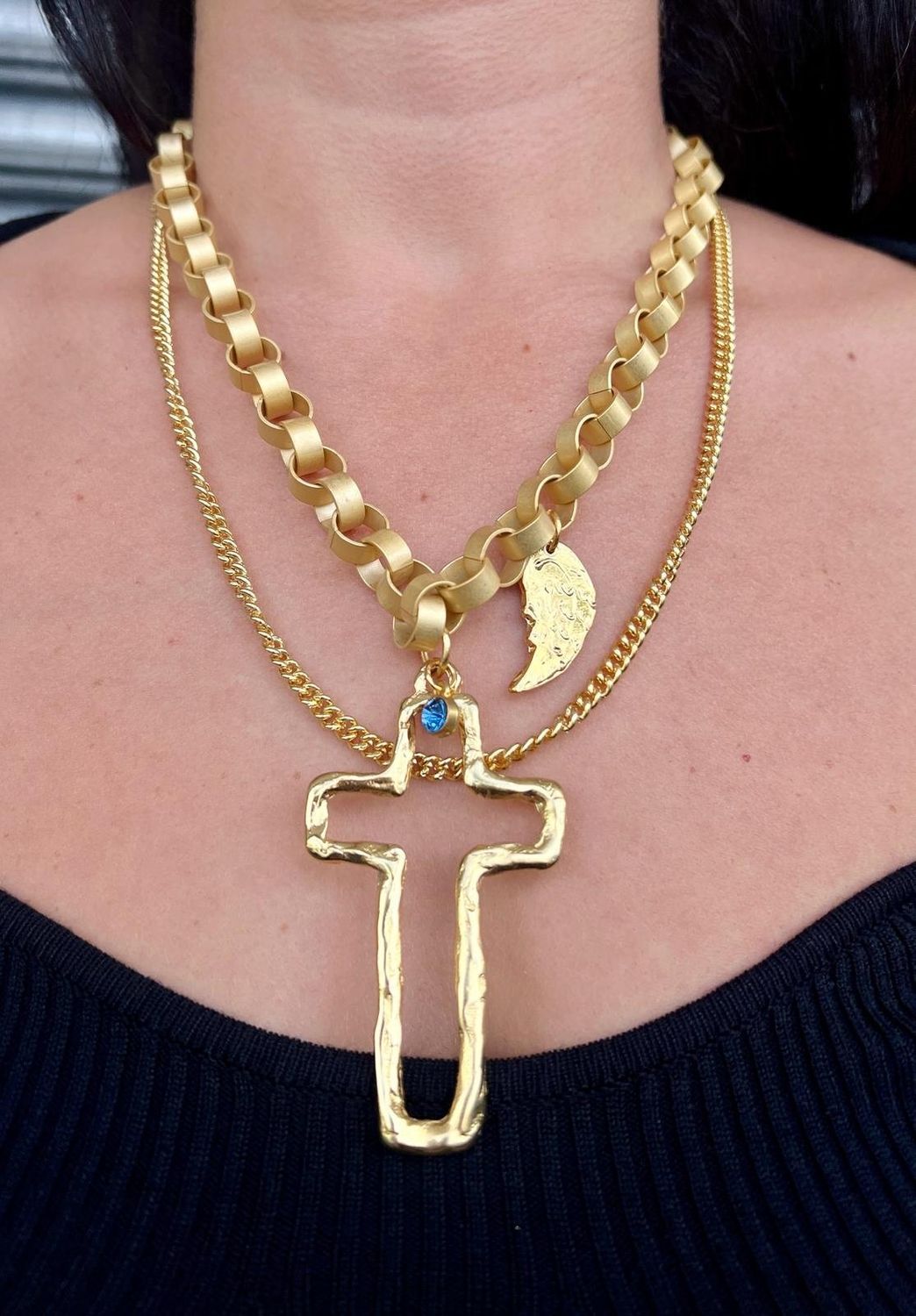 Two Layers Chain Gold Cross 4 Soles Necklace