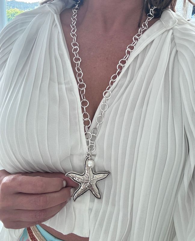 STARFISH NECKLACE