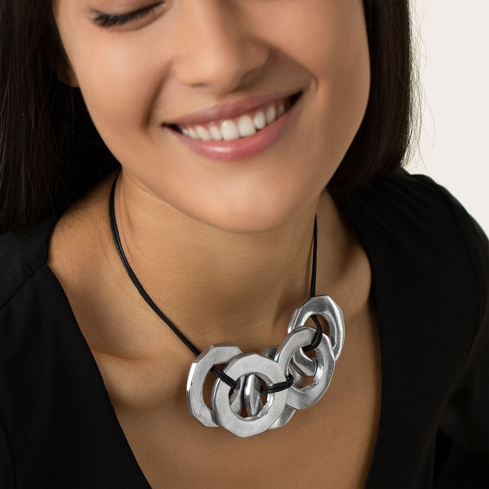 AL02222COLLIER 5 CERCLE IRRÉGULIERS