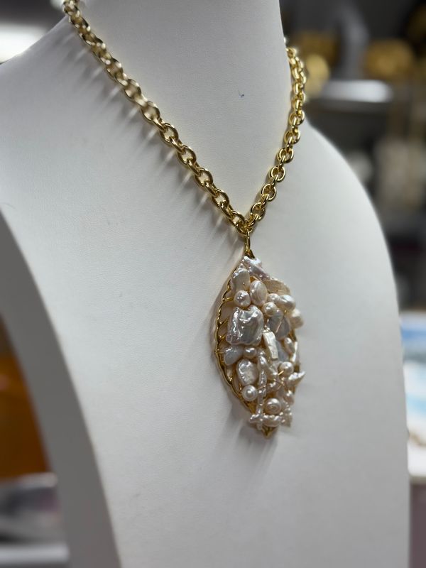 Multi Pearl  necklace