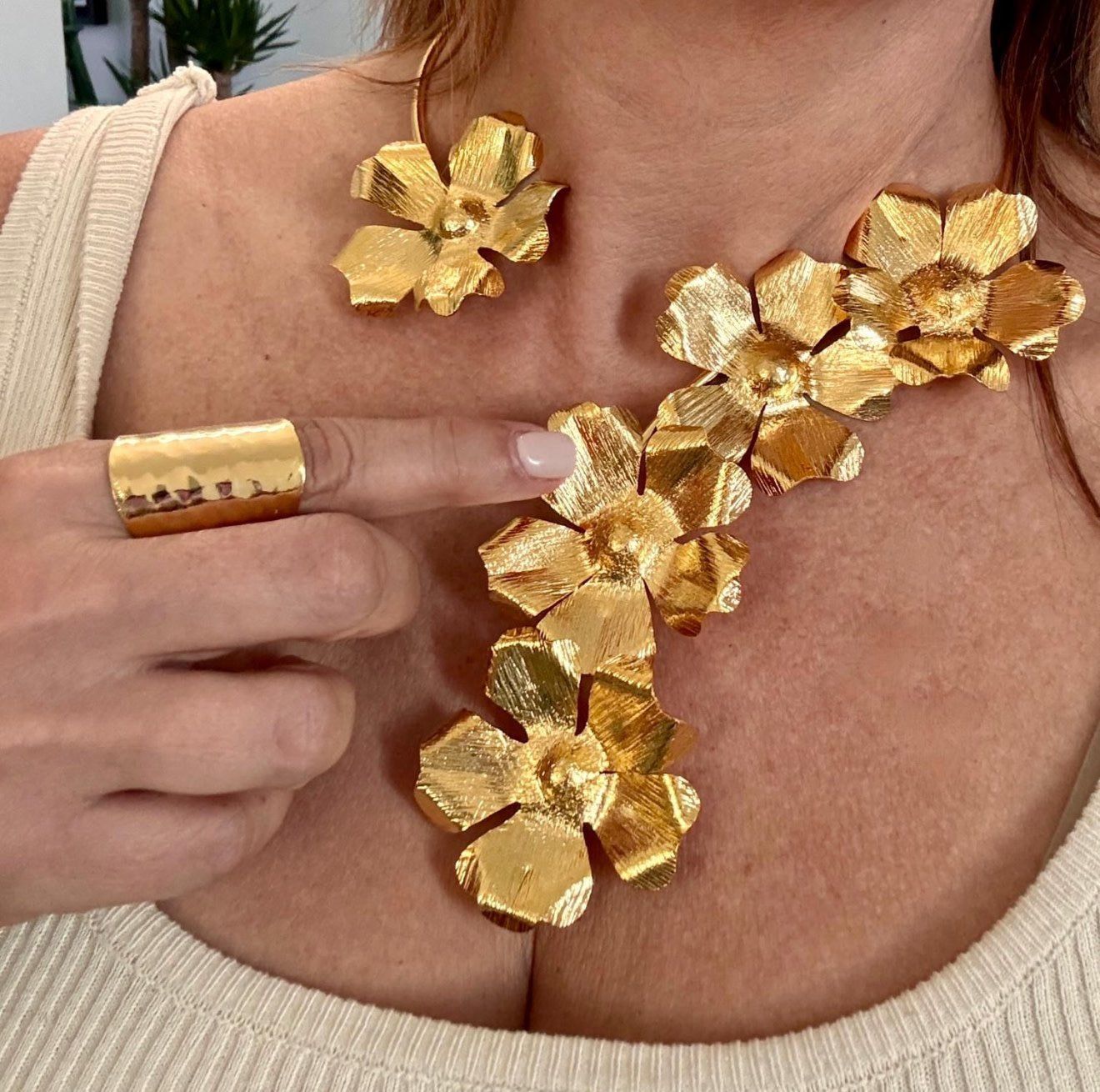 Flower choker 24 k gold plated