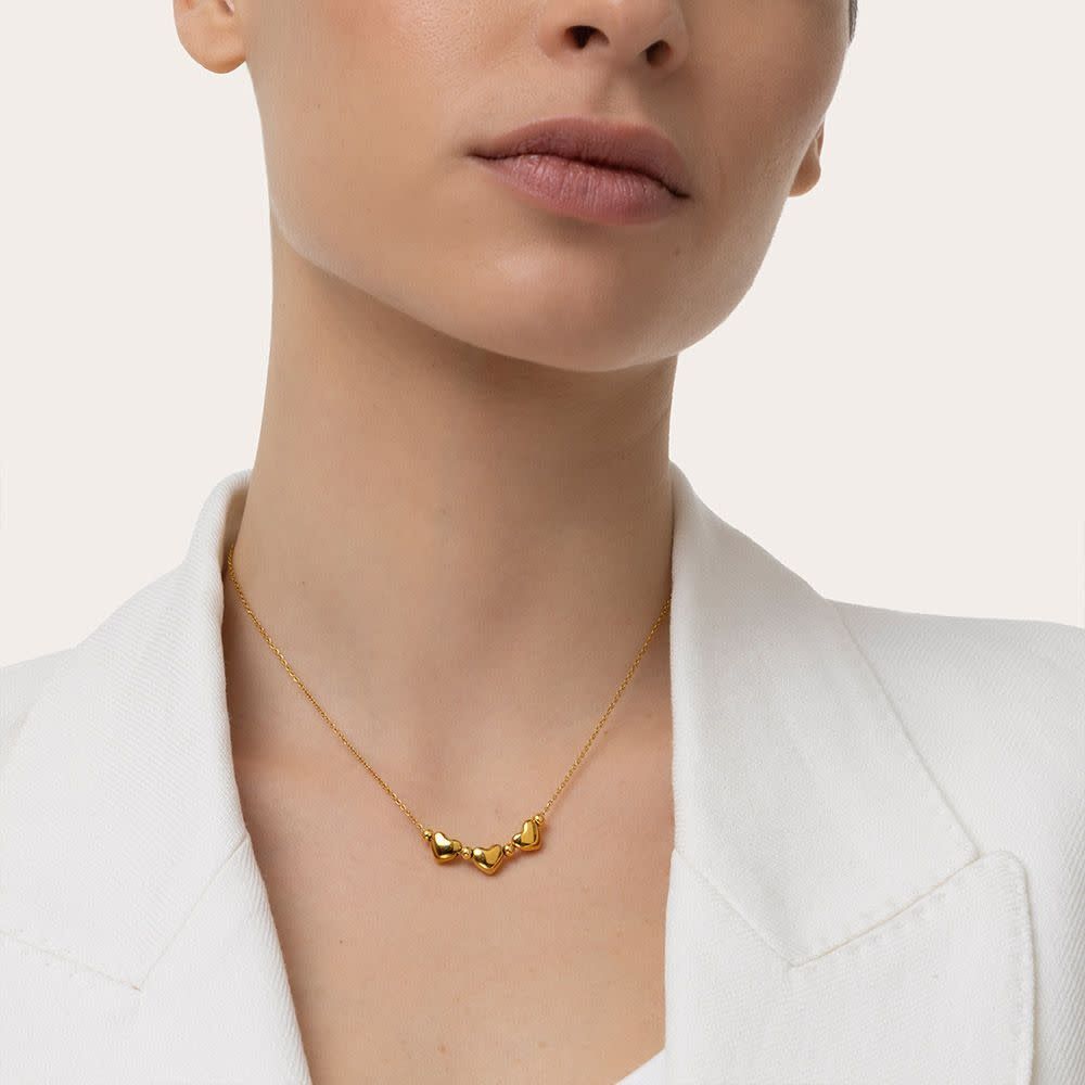 COLLAR CON TRES CORAZONES  GST1007