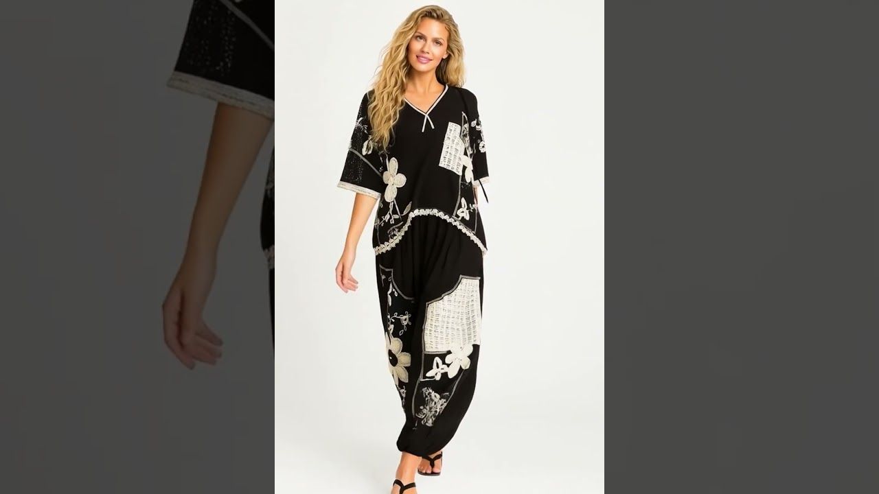  V-neck hoodie, relaxed fit top Lace pant set 