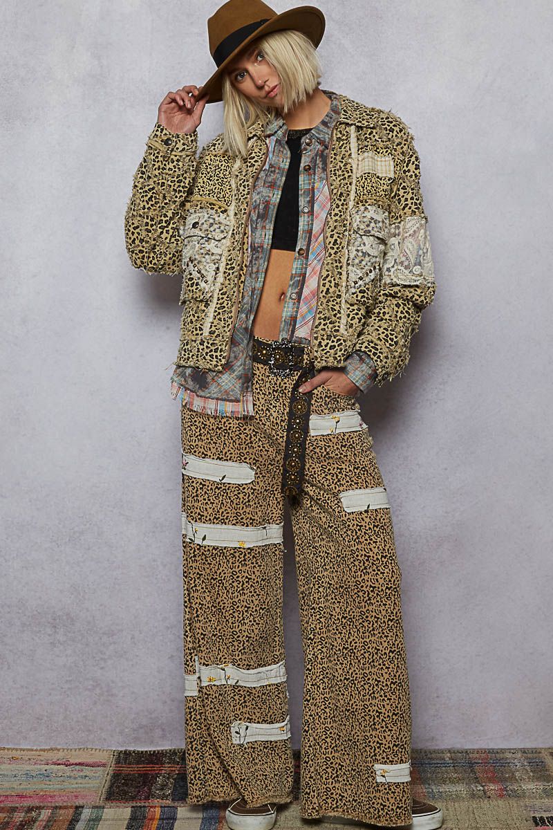 Long sleeve regular fit jacket in printed twill