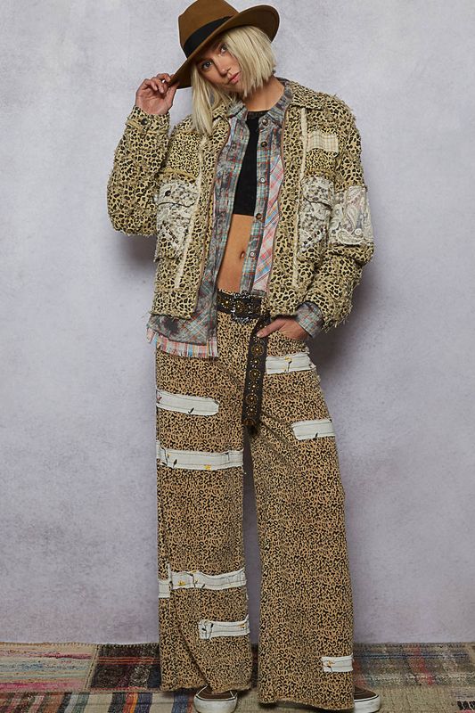 Long sleeve regular fit jacket in printed twill