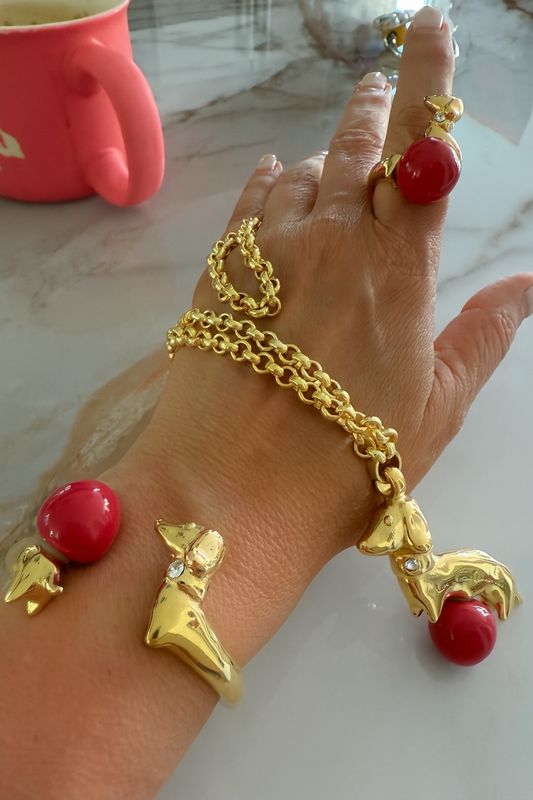 Toby 3 set by Carolina Olivares