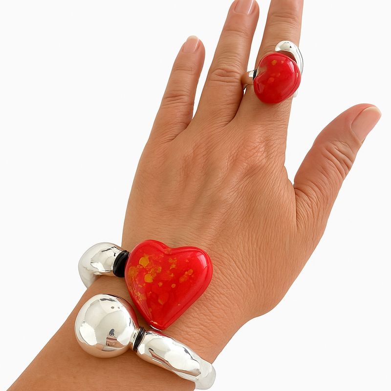 Heart set Carolina Olivares