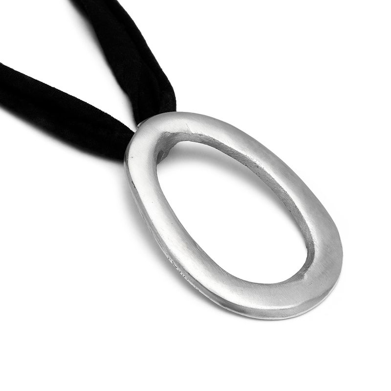 al12091PENDENTIF OVALE A TROU GM NOIRE