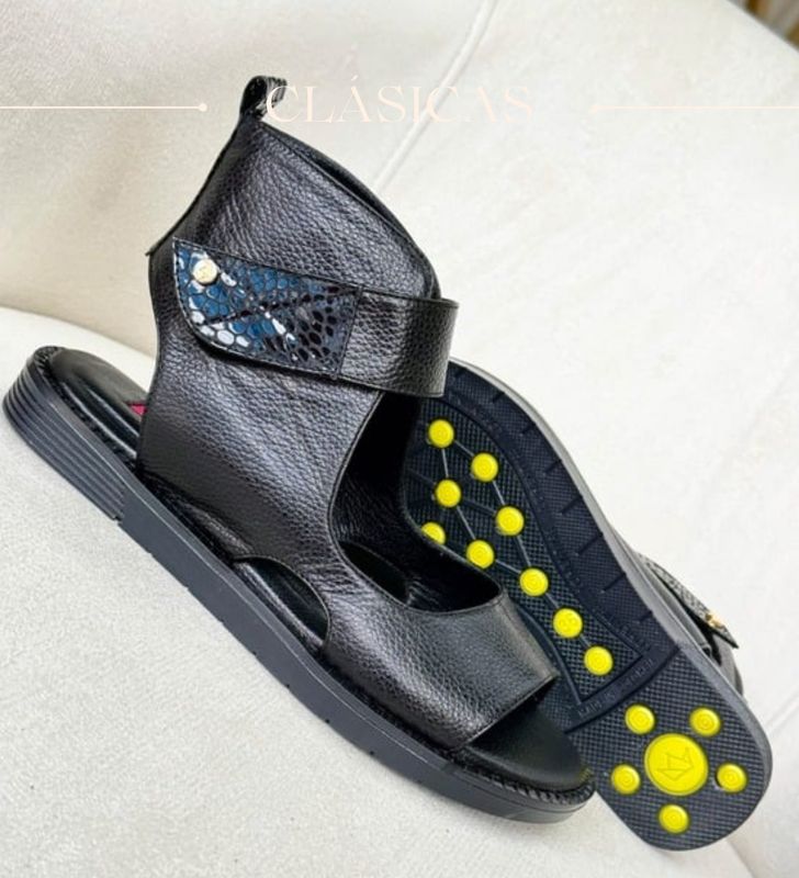 Urban Strap Sandals Stock 