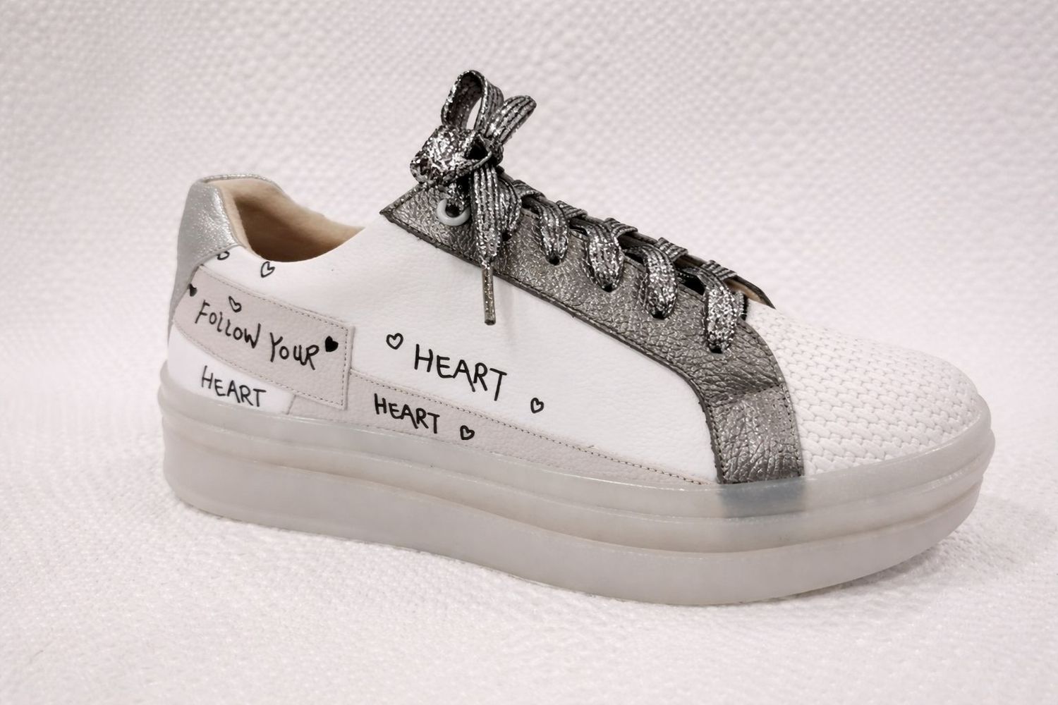 Follow Your Heart Sneaker 4 Soles