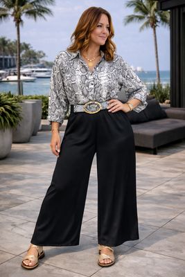 LONG SLEEVE ANIMAL PRINT TOP