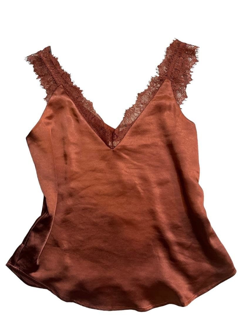 LACE TRIM TOP 