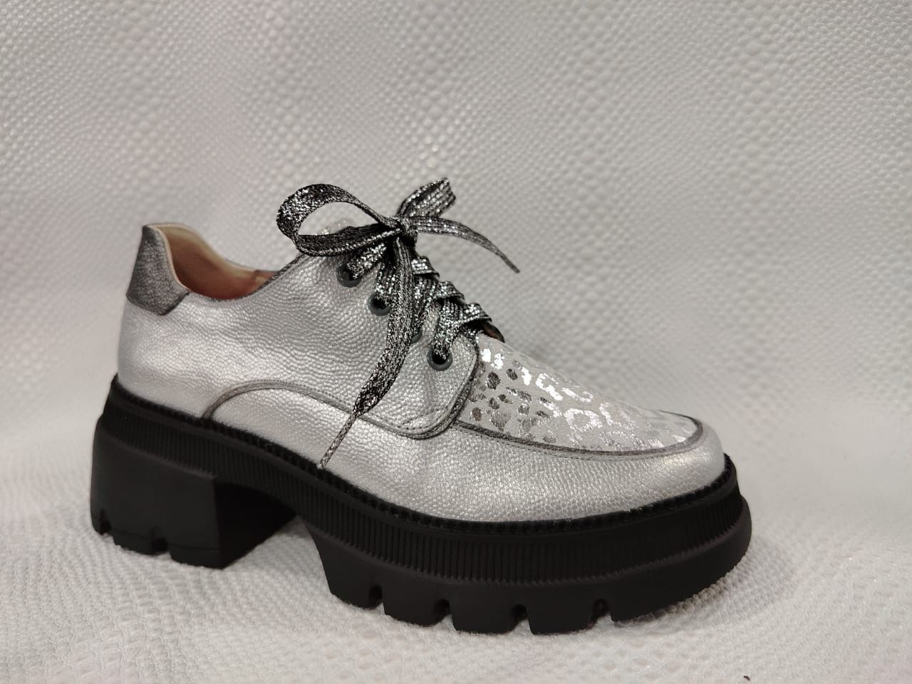 Metallic Oxford  Chunk silver 