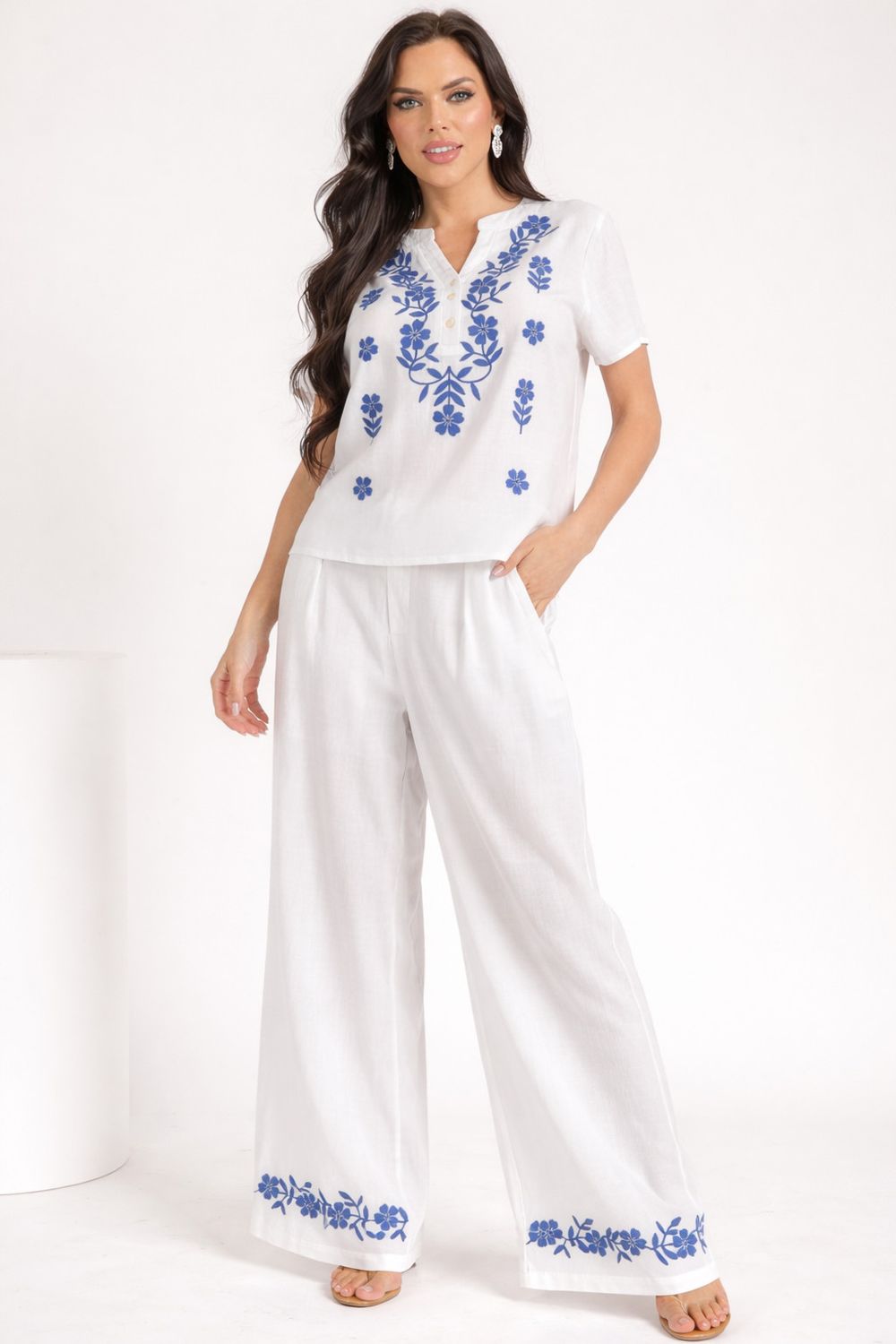 Embroidered Linen Set