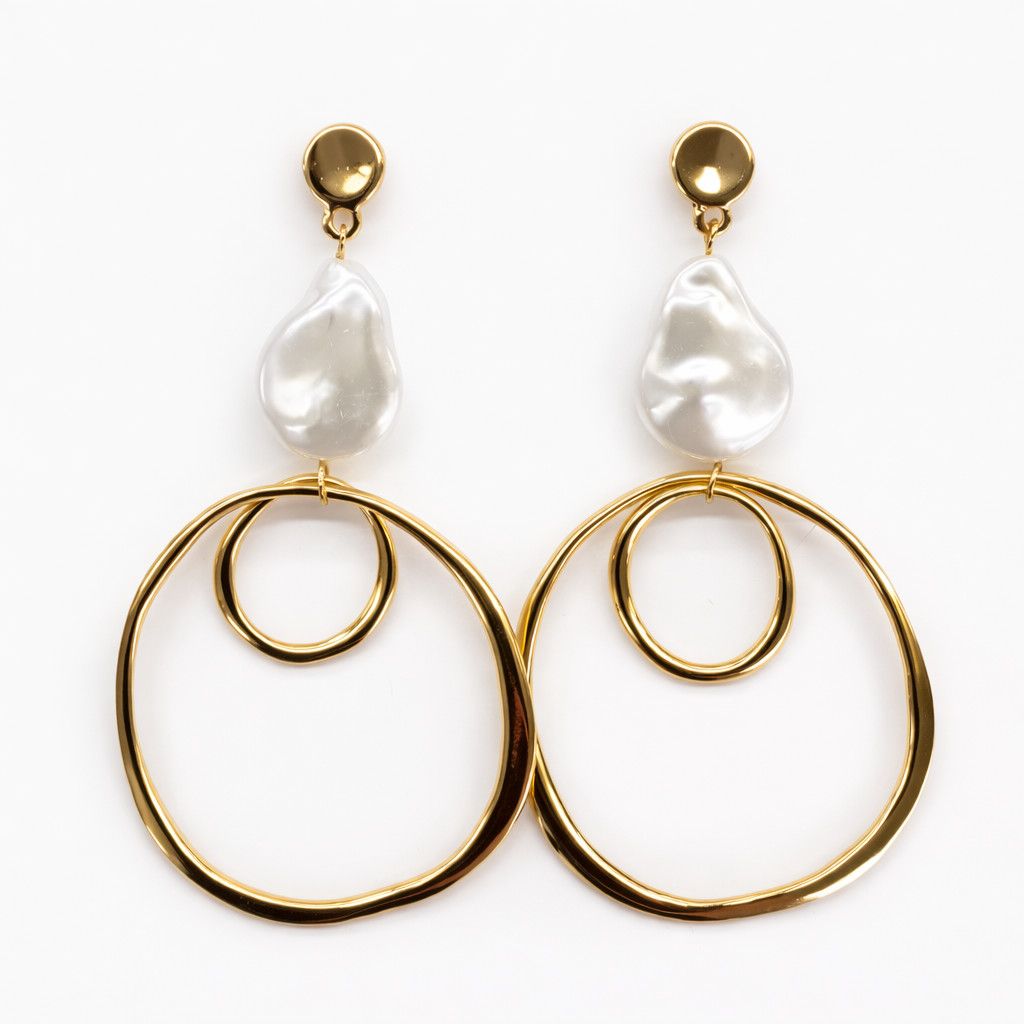 Pearl orbit earrings