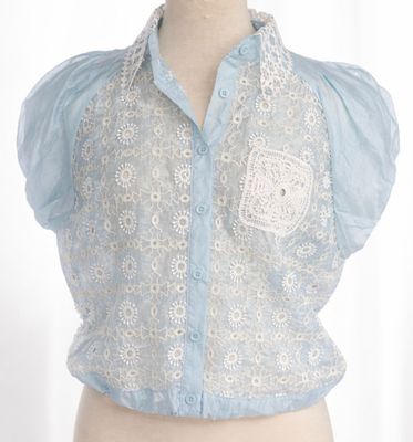 EMBROIDERED EYELET DRAWSTRING TOP blue