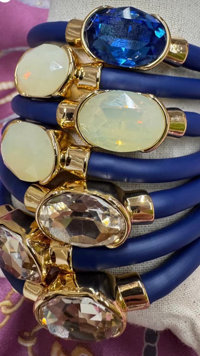 Lumi Blue Moon Bracelet