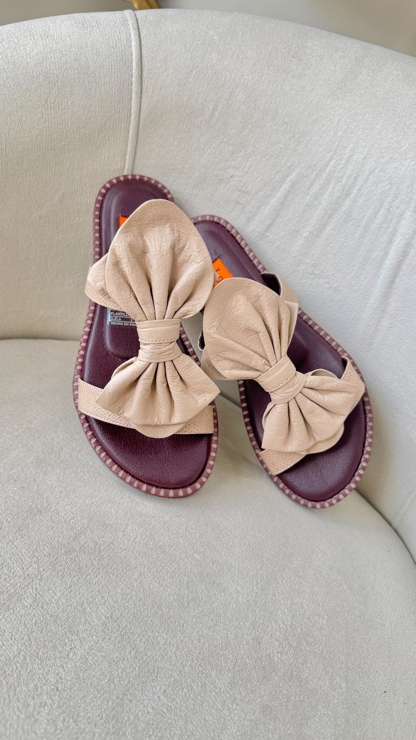 luxe bow slide sandal