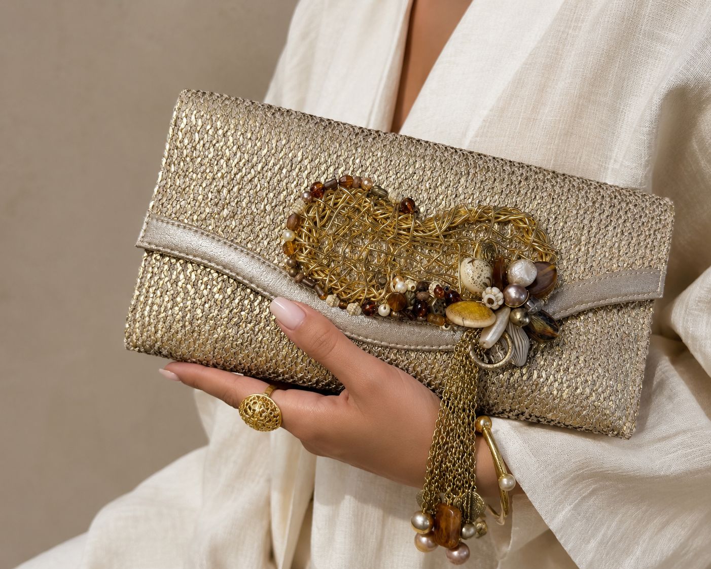 Metallic Straw Envelope Clutch