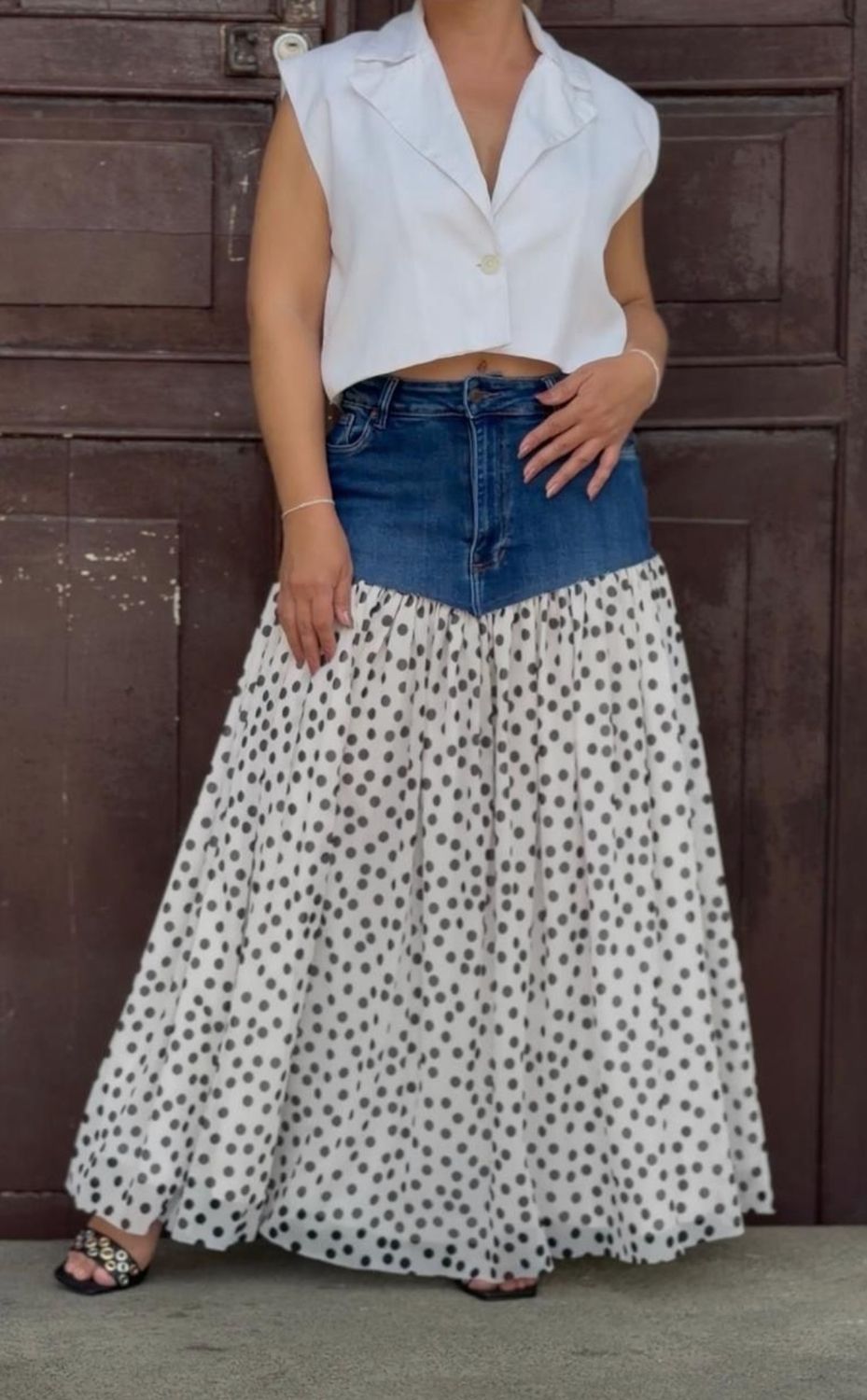 Polkadot  skirt by Liliana Esquivia